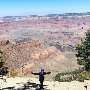 Meet your Posher, Sebastian